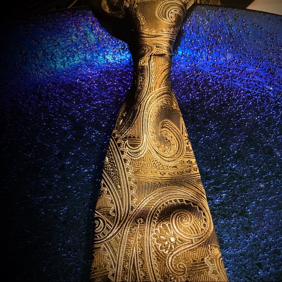 Kenneth Roberts Platinum neck tie - Picture 3 of 6